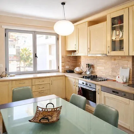 Lägenhet Sea View Two Bedroom Durrës