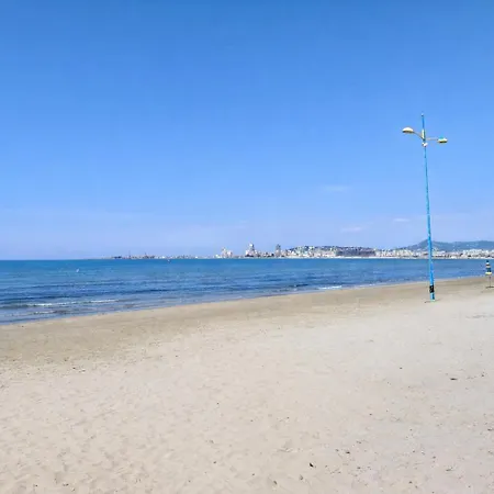 Lägenhet Sea View Two Bedroom Durrës